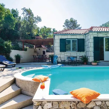 Three-bedroom Holiday In Mljet * Sobra