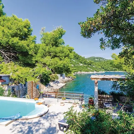 Nyaraló Three-bedroom Holiday In Mljet