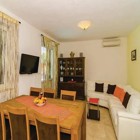 Nyaraló Three-bedroom Holiday In Mljet *